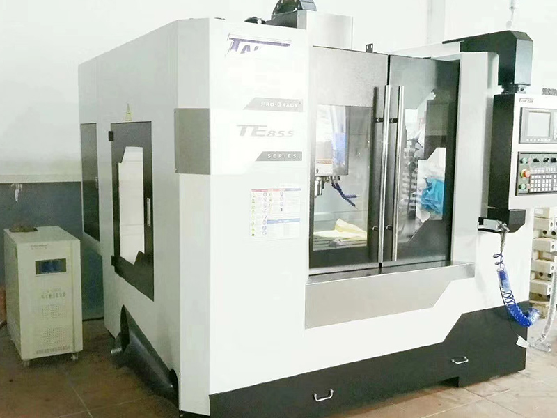 Shenzhen SST Power non-contact voltage stabilizer is used for high-precision CNC machine tools